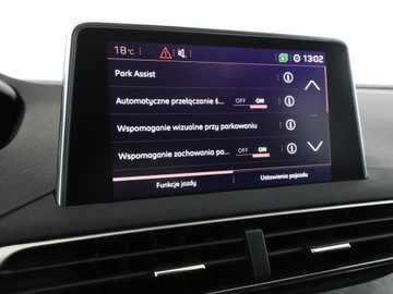 Peugeot 3008 II Crossover 2.0 BlueHDi 180KM 2018 Peugeot 3008 GT 180KM Automat Panorama Navi, zdjęcie 24