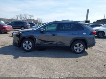 Toyota RAV4 V 2022 Toyota RAV4 2022 Toyota RAV4 Hybrid XLE AWD 2.5 Hybryda 176KM, zdjęcie 3