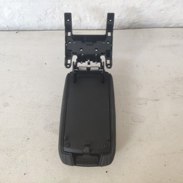 KIA RIO IV 2017>23 LOKETNÍ OPĚRKA PŘEDNÍ KŮŽE