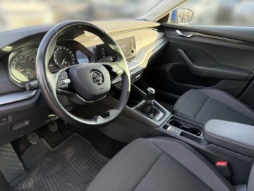 Skoda Octavia IV Liftback 2.0 TDI 150KM 2022 Skoda Octavia Skoda Octavia Skoda Octavia 2.0 TDI, zdjęcie 9