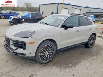 Porsche Cayenne III 2024 Porsche Cayenne 2024 3.0l 3.0 Benzyna 348KM