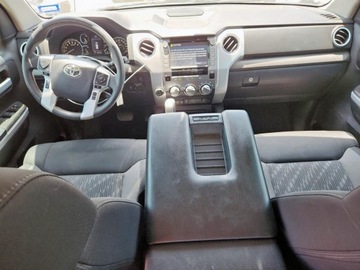 Toyota Tundra II 2020 Toyota Tundra Crewmax SR5 2020 5.7l 5.7 Benzyna 381KM, zdjęcie 8