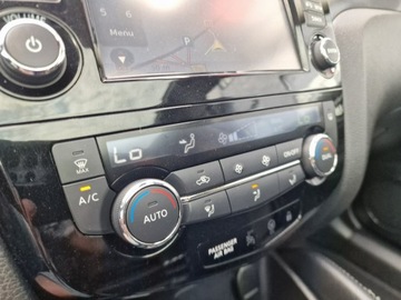 Nissan Qashqai II Crossover Facelifting 1.2 DiG-T 115KM 2018 Nissan Qashqai Benzyna Ledy Navigacja Panorama, zdjęcie 28