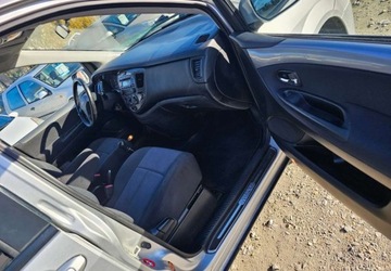 Mazda MPV II 2.0 CRDi 136KM 2004 Mazda MPV Mazda MPV 2.0 TD Comfort 2.0 Diesel 136KM, zdjęcie 8