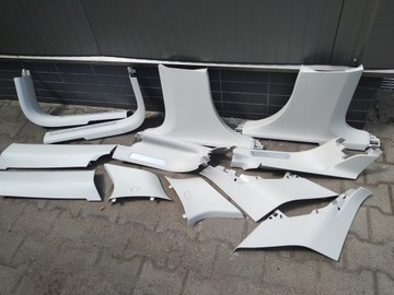 VOLVO XC90 II 14-19R Накладка на заднюю стойку БЕЖЕВЫЙ