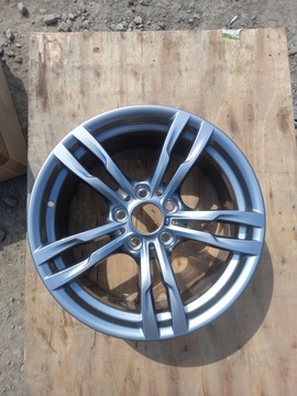 BMW F30 F32 F33 F36 FELGA 18 CALI IDEALNA 7852492
