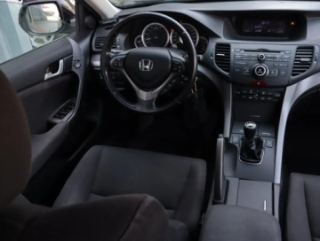 Honda Accord VIII Kombi 2.0 VTEC 156KM 2009 Honda Accord 2.0 i-VTEC, Salon Polska, Klima, zdjęcie 6