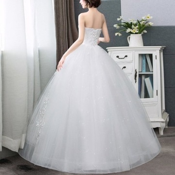 Suknie ślubne dla panny młodej z koronkowym topem na ramiączkach, suknia ślubna z aplikacjami ślubnymi