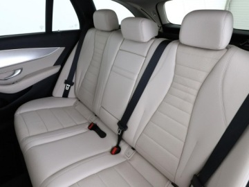 Mercedes Klasa E W213 2019 Mercedes E 200 automat jasne skóry full LED duże, zdjęcie 16