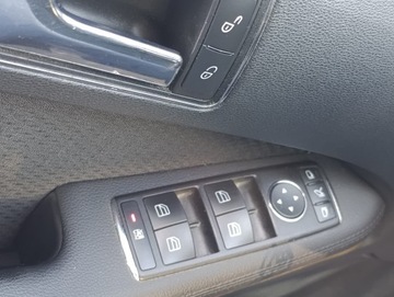 Mercedes Klasa E W211 Sedan W211 1.8 (200 Kompressor) 184KM 2009 MERCEDES KLASA E W212 Limuzyna 200 CGI 184KM, Automat, Serwis, ELEGANCE, zdjęcie 16