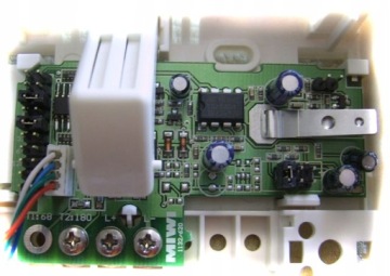 SCAITEL ЦИФРОВОЙ 4-КВАРТИРНЫЙ ДОМОФОН 1062/101D-RF