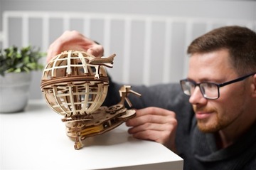 Складная механическая модель глобуса - Ugears