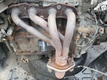 ЛЕВЫЙ ПОВОРОТНИК, ЗАЖИМ, комплект Toyota Yaris I 1.0 VVT без ABS