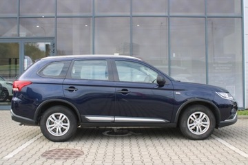 Mitsubishi Outlander III SUV Facelifting 2017 2.0 150KM 2019 MITSUBISHI Outlander INVITE, zdjęcie 3