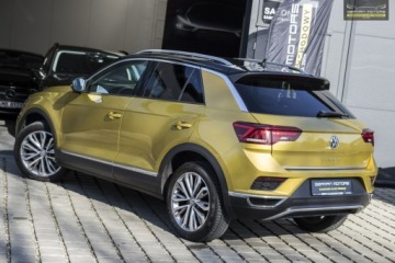 Volkswagen T-Roc I SUV 1.5 TSI ACT 150KM 2019 Volkswagen T-Roc Kamera / Virtual Kockpit, zdjęcie 7
