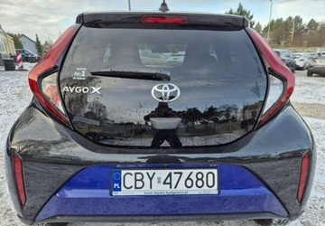 Toyota Aygo X 1.1 VVT-i 72KM 2022 Toyota Aygo X SalonPolska Tylko 4500 Km PelenSerwis JakNowy Benzyna, zdjęcie 2