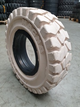 Шина 6.00-9 MAGNA SOLID QUICK, НЕСМОТРЯЩАЯСЯ, БЕЛАЯ