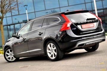 Volvo V60 I Kombi 2.0 D3 136KM 2013 Volvo V60 LiFT 2,0D 5-Cilindrów Automat Ledy, zdjęcie 14