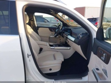 Mercedes GLB 2021 Mercedes-Benz GLB 250 2021 2.0l 2.0 Benzyna 221KM, zdjęcie 9