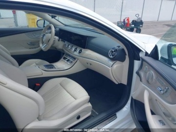 Mercedes Klasa E W213 2022 Mercedes-Benz Klasa E 2022r, E 450, 3.0L 3.0 Benzyna 362KM, zdjęcie 8