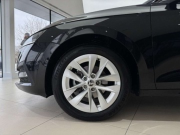 Skoda Octavia IV Liftback 1.5 TSI EVO 150KM 2024 Skoda Octavia Ambition Podgrzewana szyba Kamera cofania CarPlayAndroid, zdjęcie 16