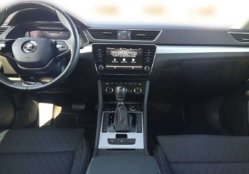 Skoda Superb III Kombi Facelifting 2.0 TDI SCR 150KM 2023 Skoda Superb 2.0 Diesel 150KM, zdjęcie 18