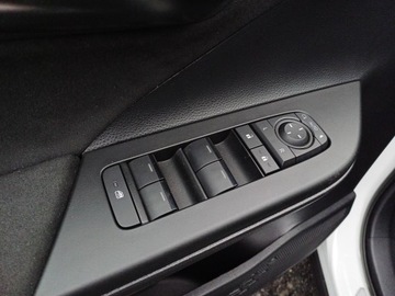 Toyota C-HR II SUV Plug-In 2.0 Hybrid Dynamic Force Plug-in  223KM 2025 Toyota C-HR 2.0 PHEV GR Sport 2.0 PHEV GR Sport |, zdjęcie 21