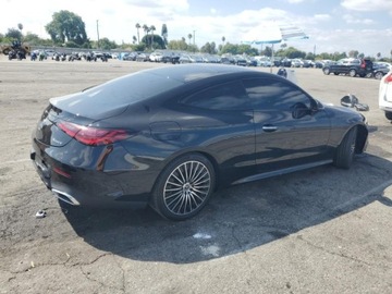 Mercedes CLE Coupe 2.0 300 258KM 2024 Mercedes-Benz CLE 2024r., Cle 300 4matic, 2L, od ubezpieczalni 2.0 Benzyna, zdjęcie 3