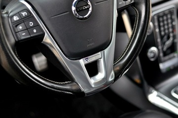 Volvo V40 II Hatchback Facelifting 2.0 D2 120KM 2017 Volvo V40 2.0 D2 Lift R-Desing Full Led Navi, zdjęcie 13