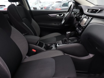 Nissan Qashqai II Crossover Facelifting 1.6 dCi 130KM 2018 Nissan Qashqai 1.6 dCi, Salon Polska, Automat, zdjęcie 8