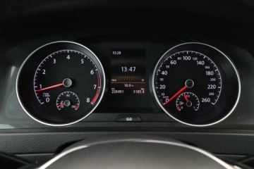 Volkswagen Golf VII Hatchback 5d Facelifting 1.4 TSI 125KM 2017 VW Golf 1.4 TSI, Salon Polska, Serwis ASO, Klima, zdjęcie 10