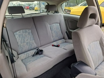 Nissan Almera II Hatchback 1.5 90KM 2003 Nissan Almera 1.5 Benzyna 90 KM, Klimatyzacja, El., zdjęcie 17