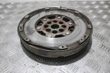 KOLO SETRVAČNÍK SUZUKI SWIFT III 1.3DDIS