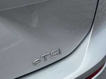 Volkswagen Golf VIII Variant 1.5 eTSI 130KM 2023 Volkswagen Golf 1.5 eTSI FV 23 Gwarancja 1.5 Benzyna 129KM, zdjęcie 13