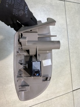 РУЧКА ДВЕРИ ЗАДНЯЯ ЛЕВАЯ PASSAT B6 1F0959855