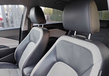 Kia Rio III Hatchback 5d Facelifting 1.4 WGT 90KM 2015 Kia Rio 2015r, 1.4 CRDI. Lekko uszkodzony prawy bok. Jezdzi. 1.4 Diesel, zdjęcie 7