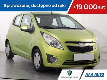 Chevrolet Spark II Hatchback 1.0L DOHC 68KM 2010 Chevrolet Spark 1.0, Klima