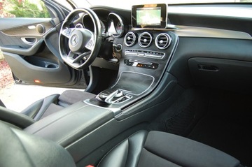 Mercedes GLC C253 SUV 2.0 250 211KM 2017 GLC AMG SalonPolska 2.0Benz 211PS Bezwypadkowy Led El.Klapa Piękny jak Nowy, zdjęcie 19