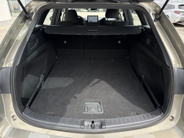 Toyota Corolla XII TS Kombi Facelifting 1.8 Hybrid 140KM 2023 Toyota Corolla 1.8 Hybrid Comfort Seria E21 (2019-, zdjęcie 10