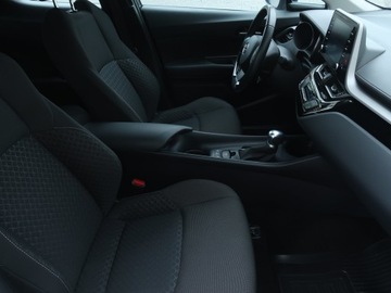 Toyota C-HR I Crossover Facelifting 1.8 Hybrid 122KM 2022 Toyota C-HR 1.8 Hybrid, Serwis ASO, Automat, zdjęcie 8