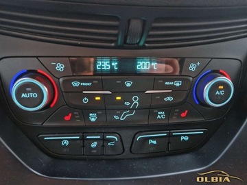 Ford Kuga II SUV Facelifting 2.0 TDCi 150KM 2017 Ford Kuga St-line Radar ACC Park Assist Pierwszy Wlasciciel 2.0 Diesel, zdjęcie 17