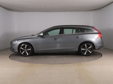 Volvo V60 I Kombi Facelifting 2.0 D2 DRIVE-E 120KM 2017 Volvo V60 D2 2.0, Serwis ASO, Skóra, Navi, Klima, zdjęcie 2