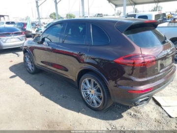 Porsche Cayenne III 2018 Porsche Cayenne Platinum Edition 2018 3.6l 3.6 Benzyna 300KM, zdjęcie 3