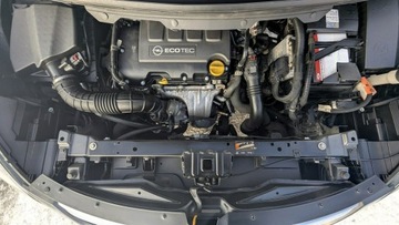 Opel Zafira C Tourer 1.4 Turbo ECOTEC 140KM 2014 Opel Zafira 1.4T 140PS OPŁACONY Bezwypadkowy, zdjęcie 32