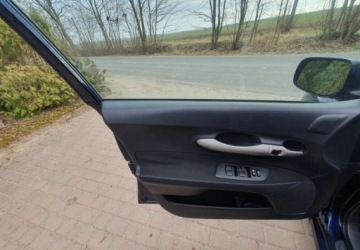 Toyota Auris I Hatchback 3d Facelifting 1.33 Dual VVT-i 101KM 2009 Toyota Auris Toyota Auris 1.33 VVT-i Life 1.3 Benzyna 101KM, zdjęcie 8