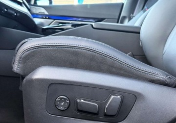 BMW Seria 5 G90-91 2025 BMW Seria 5 I wlasciciel M Sport Hak 360 Gwarancja Bezwypadkowy FVAT23, zdjęcie 29