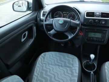 Skoda Roomster Mikrovan 1.4 16V 85KM 2009 Skoda Roomster 1.4 16V, Salon Polska, Klima, zdjęcie 5