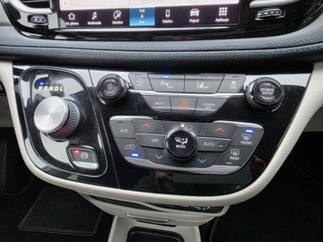 Chrysler Pacifica II 3.6 V6 291KM 2021 chrysler pacifica TOURING L V6 3.6l 291KM * F.VAT23% * Dokumentacja, zdjęcie 17