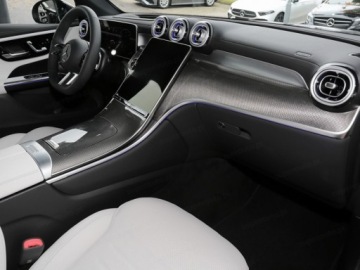 Mercedes GLC C254/X254 Coupe 2.0 220d 197KM 2025 GLC Coupe 220 d 4-Matic AMG Line 2.0 (197KM) 2025, zdjęcie 8