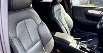 Volvo XC40 Crossover 2.0 T5 247KM 2020 Volvo XC 40 2020 rok Juz w Polsce 2.0 Benzyna 190KM, zdjęcie 19